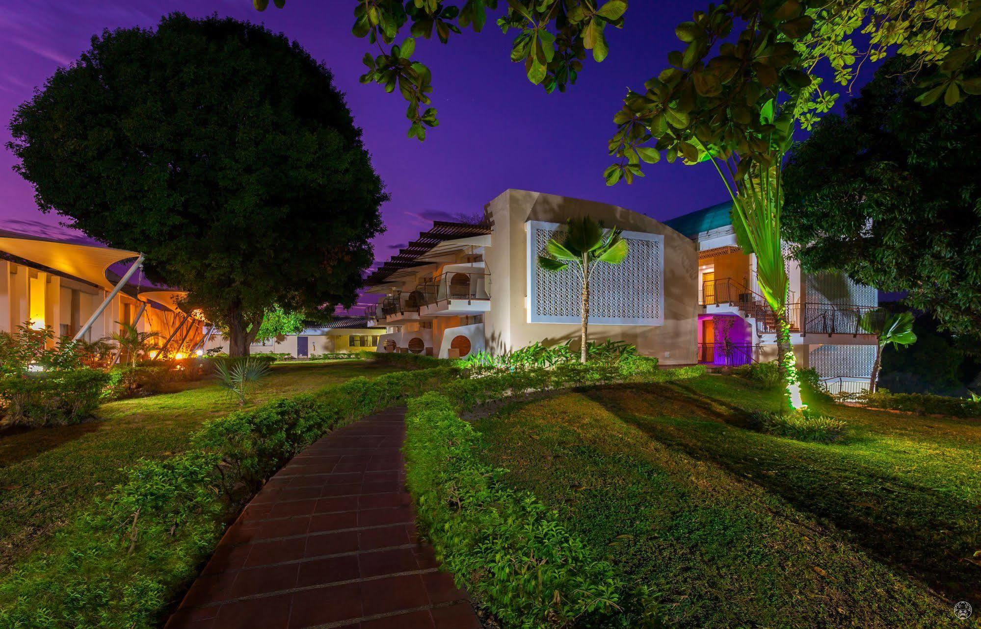 Ghl Hotel Club El Puente Girardot Exterior foto