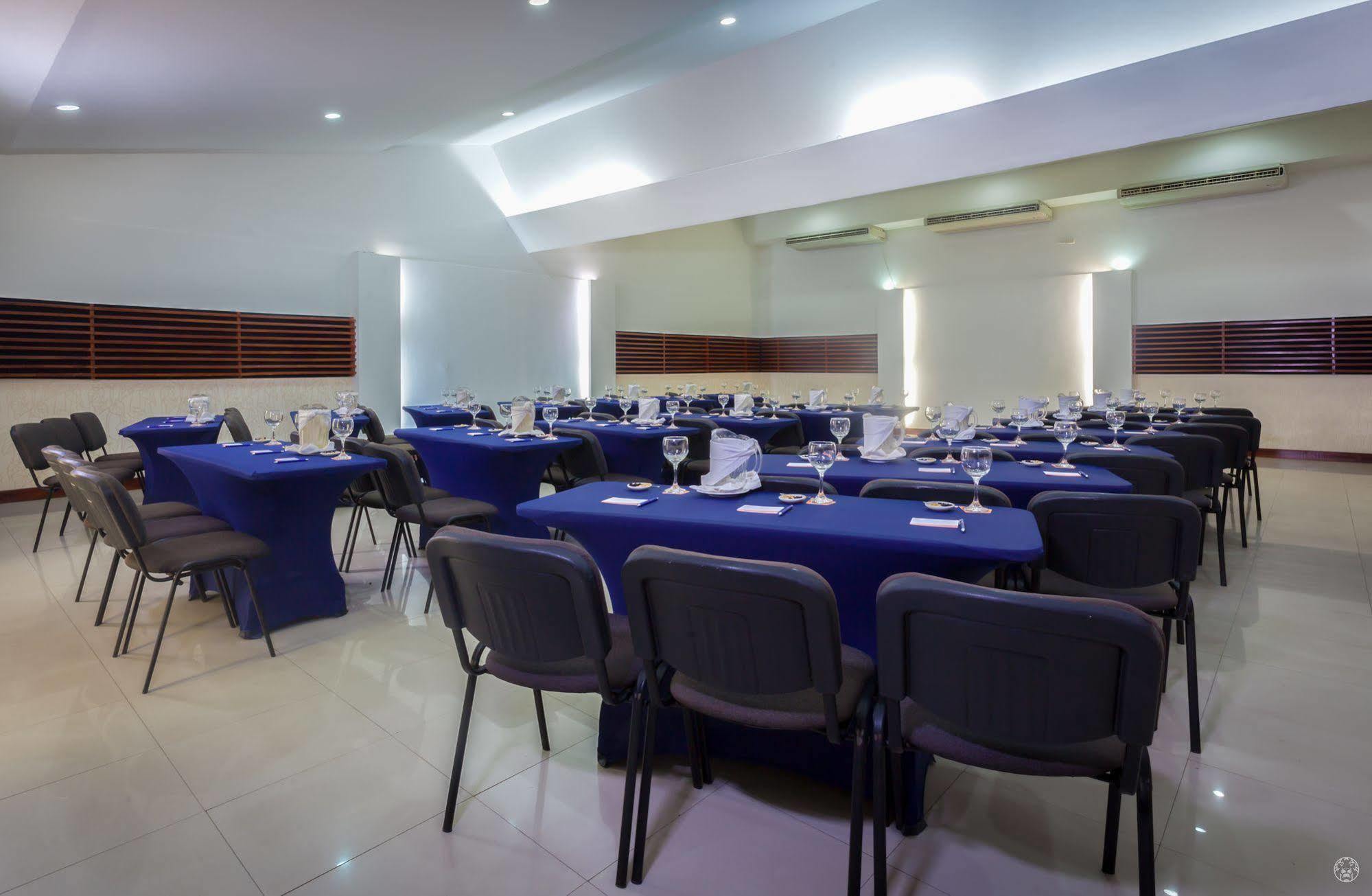 Ghl Hotel Club El Puente Girardot Exterior foto